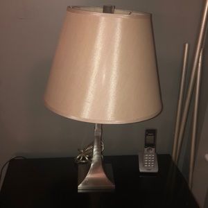 2 lamps